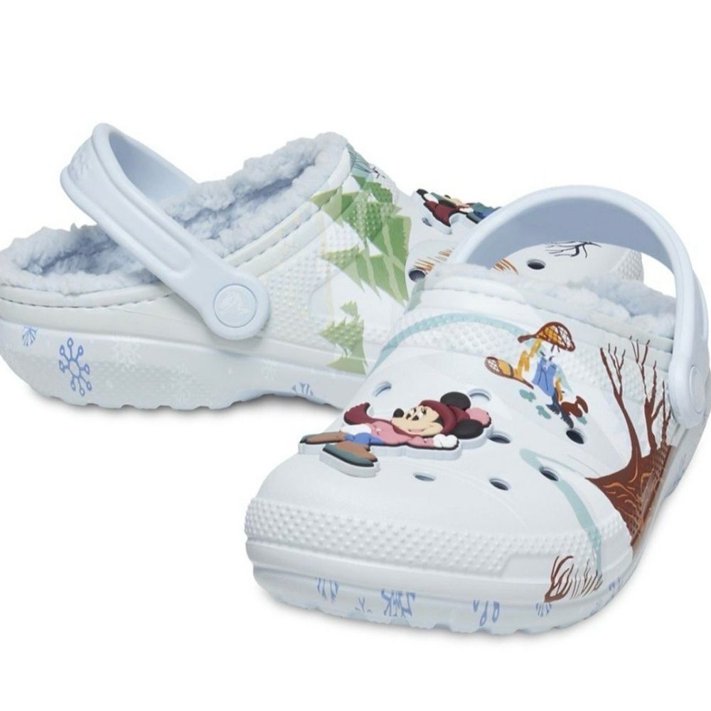 🎄Disney Adult Crocs - Mickey And Friends Winter Season  NWT